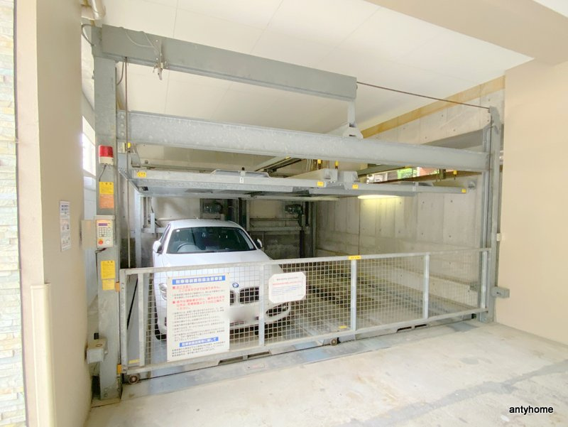 アリスマナーガーデン谷町　仲介手数料無料の駐車場
