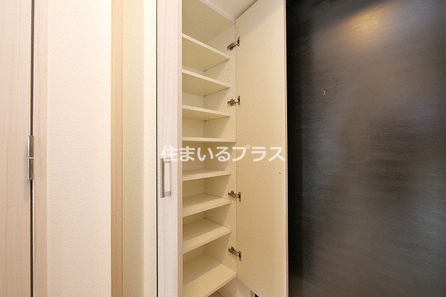 S-RESIDENCE都島Luxの収納