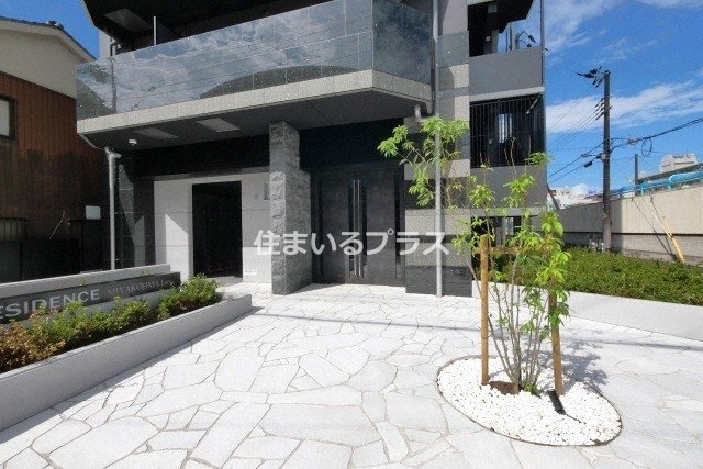 S-RESIDENCE都島Luxのエントランス