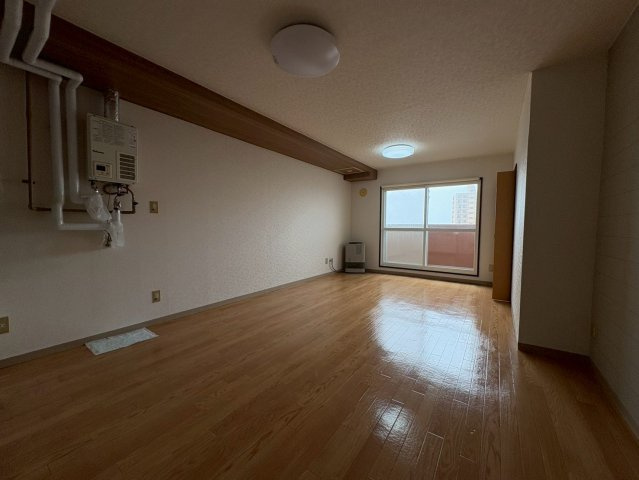 富士マンション浪花　503号室の居間・リビング