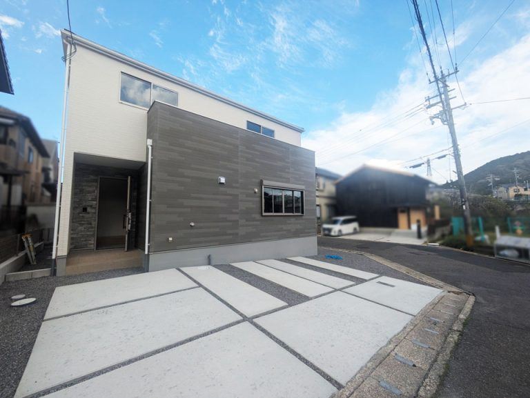 大津市国分2丁目2期　新築戸建