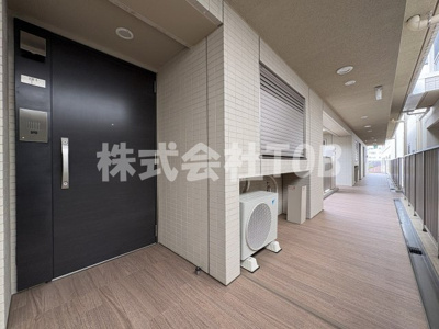 【その他】 | H-スクエア吉祥寺南町 | 304号室　玄関ドア
