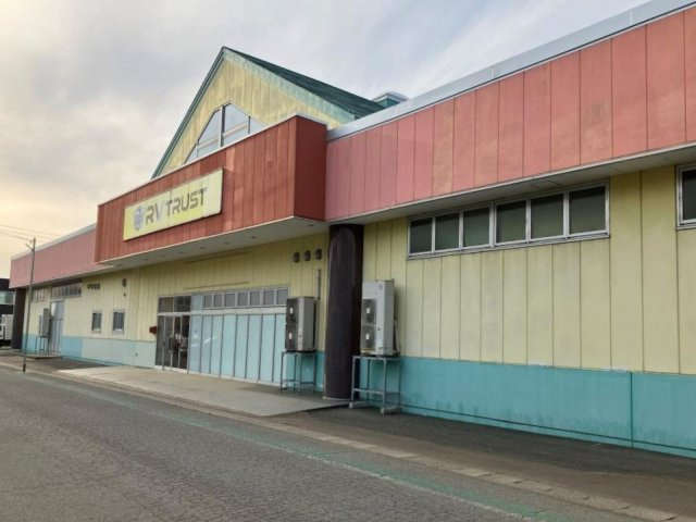 【外観】 | 【秋田横手】1100坪の大型平屋倉庫東北の拠点に！2024年屋根修繕済