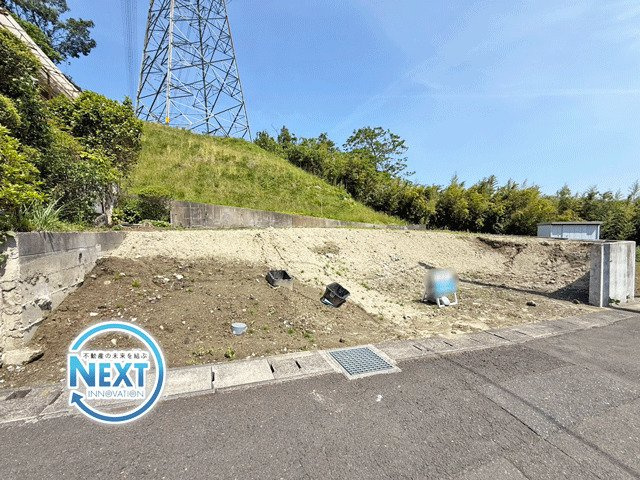 仙台市泉区歩坂町の前面道路含む現地写真