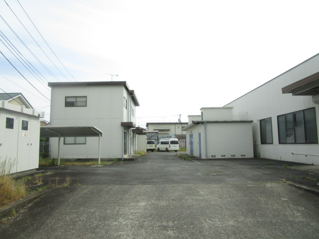 秦野市曽屋の倉庫