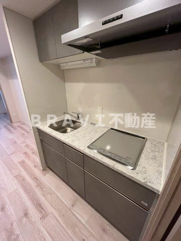 K-COURT谷町四丁目　BRAVI不動産のキッチン|【K-COURT谷町四丁目】キッチンでお料理をお楽しみください