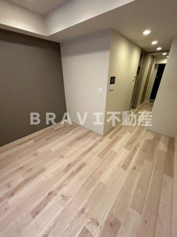 K-COURT谷町四丁目　BRAVI不動産の居間・リビング|【K-COURT谷町四丁目】使いやすいリビングです