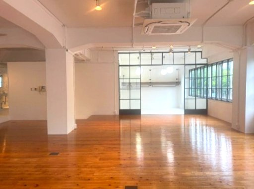 ＲＥ－００６の内装