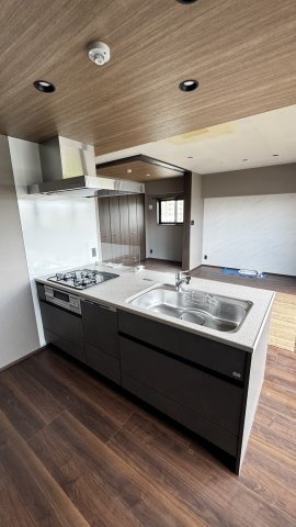 MODERN ASPIRATION 箱崎AXIA のキッチン