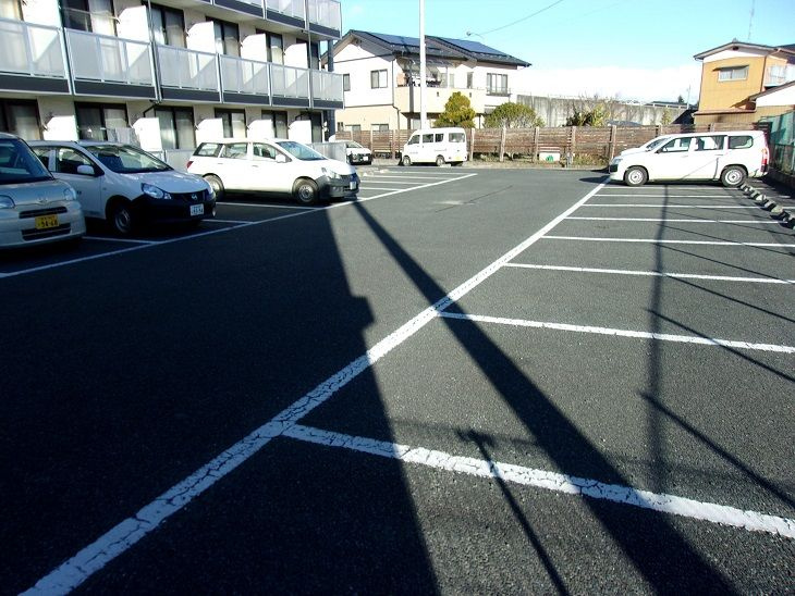 レオパレスオバタの駐車場|双葉　原町　相馬　家具　家電　社宅　マンスリー