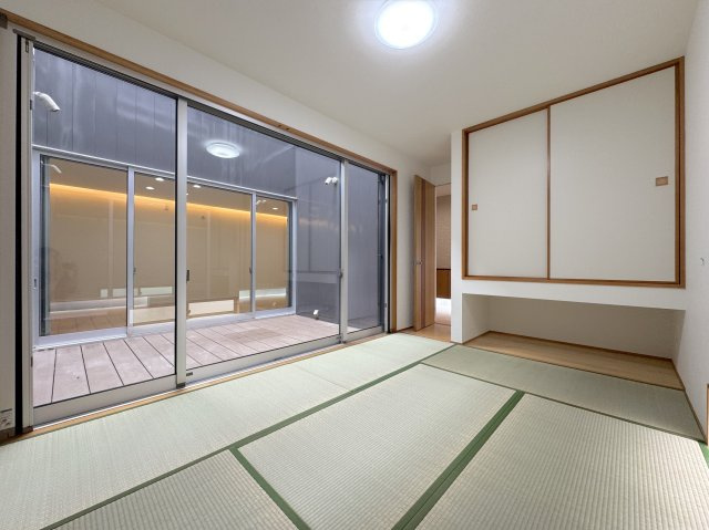 香椎駅東3丁目戸建の洋室