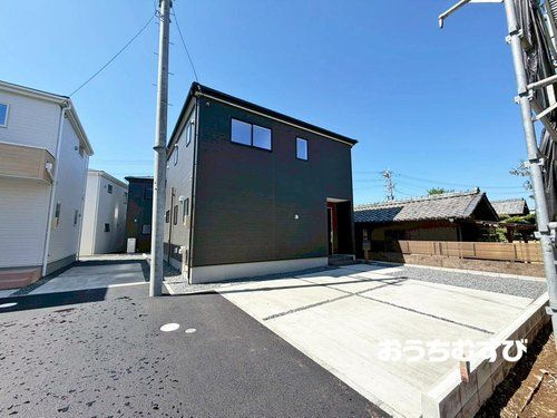 小牧市小木(全9棟)の駐車場