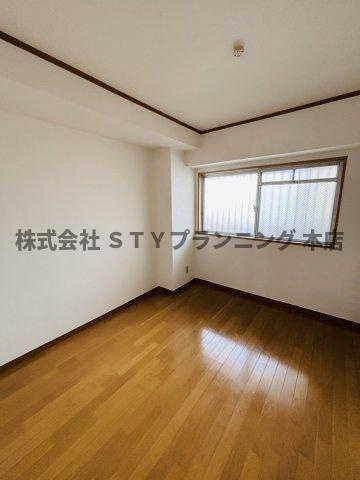 仲介手数料0円！スカイハイツ塚本の洋室