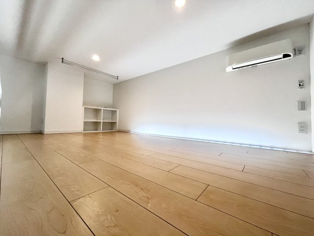 LibreⅠ番館の居間・リビング|同タイプ別部屋写真