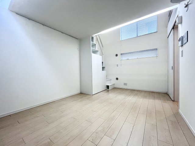 LibreⅠ番館の居間・リビング|同タイプ別部屋写真