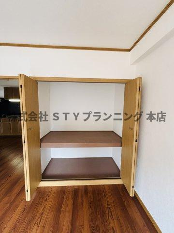 仲介手数料0円！スカイハイツ塚本の収納