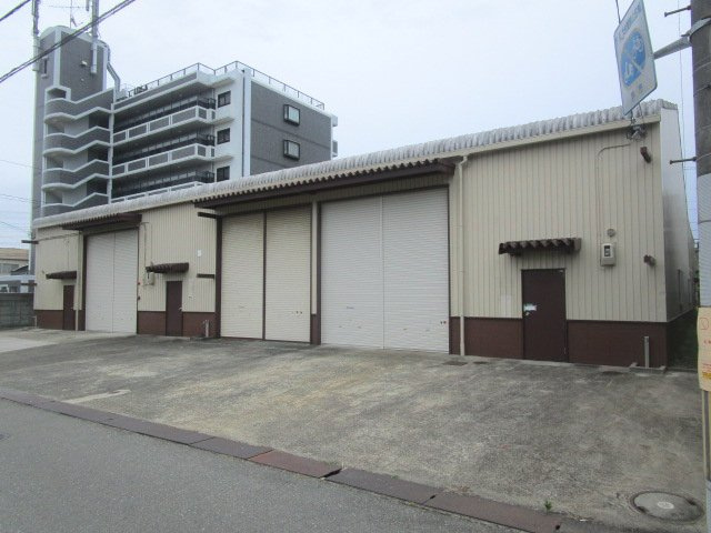 堺市北区北花田町３丁の倉庫