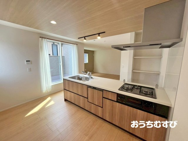 小牧市大字久保一色第1期(全2棟)のキッチン