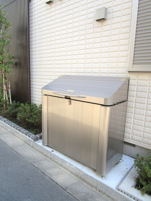 （シニア限定）へーベルVillage東中野のその他共用部分|★敷地ゴミストッカー★