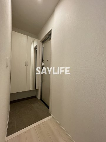 D-room新今里の玄関