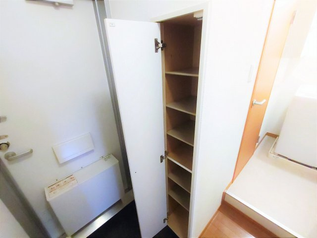 レオパレス寺ノ上の玄関|設備仕様は号室により異なる為、現況を優先します。