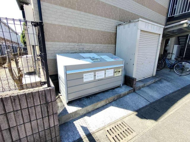 レオパレスサザーランドのその他|ゴミ捨て場