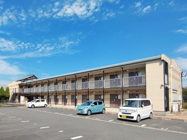 レオパレス粟野名の外観|外観もきれいです
