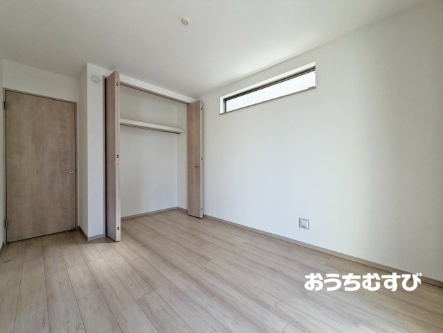 春日井市上条町8丁目(全8棟)の前面道路含む現地写真