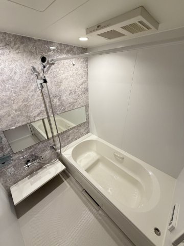 Ｍａｉｓｏｎ　Ｓａｒｋｌａｎｄ　メゾンサークランドの浴室|★追炊き・浴室乾燥機付きのお風呂★家具家電付きの物件です★