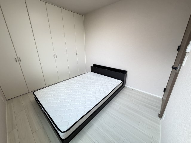Ｍａｉｓｏｎ　Ｓａｒｋｌａｎｄ　メゾンサークランドの洋室|★洋室★家具家電付きの物件です★