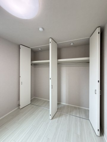 Ｍａｉｓｏｎ　Ｓａｒｋｌａｎｄ　メゾンサークランドの収納|★クローゼット★家具家電付きの物件です★