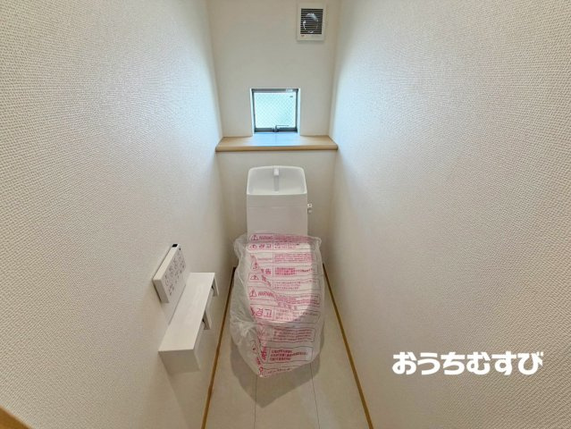 春日井市上条町8丁目(全8棟)のトイレ