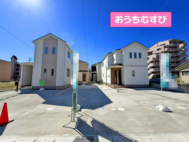 春日井市上条町8丁目(全8棟)の駐車場
