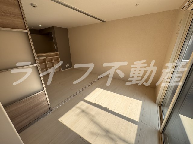メゾンエムズの内装|明るい室内です