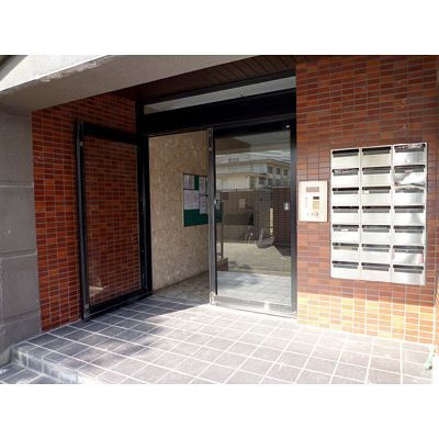ロマネスク渡辺通りのロビー