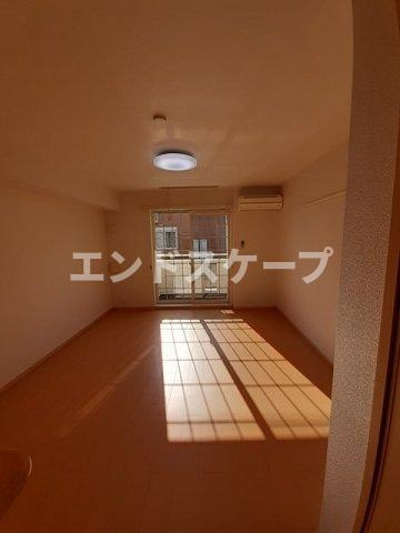 ジェルメⅡの居間・リビング|高崎、前橋のお部屋探しはエンドスケープまで！お客様の理想お聞かせ下さい♪