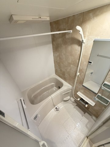 Ｍａｉｓｏｎ　Ｓａｒｋｌａｎｄ　メゾンサークランドの浴室|★追炊き・浴室乾燥機付きのお風呂★家具家電付きのお部屋です★