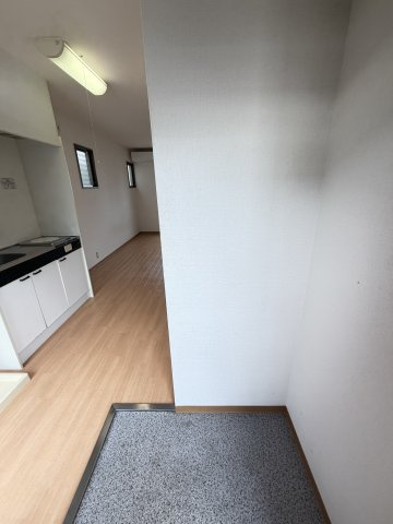 木村ビルの玄関
