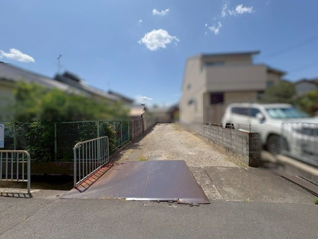 ◆東向きにつき陽当たり良好◆建築条件無し売土地◆伏見区久我石原町