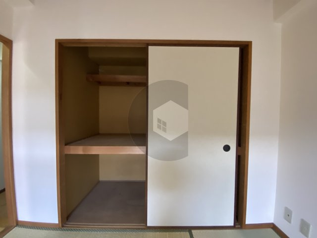 グロースパシフィック長田の収納