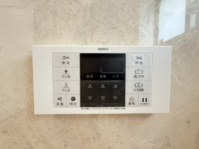 八重瀬町安里（全3棟）の設備|B号棟　追い炊き機能設備付き♪