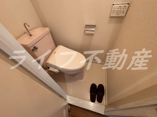 高須賀ハイツのトイレ|清潔感のあるトイレです