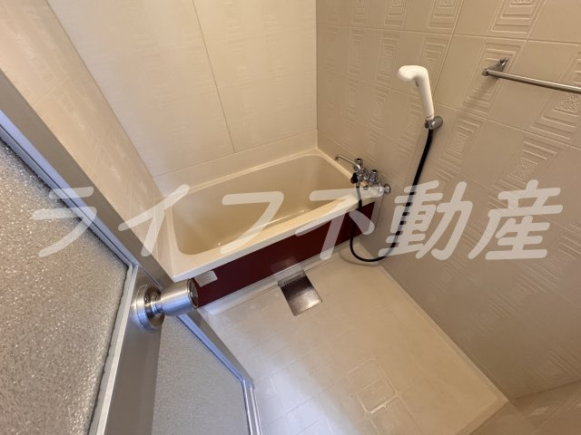 高須賀ハイツの浴室|日々の暮らしに欠かせないお風呂です