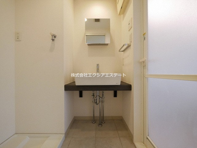 StoRKResidence昭和町の独立洗面台