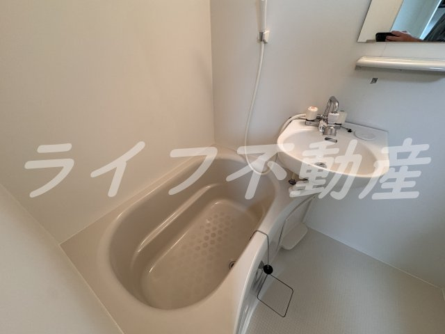 メゾン大和枚岡の浴室|お風呂で日々の疲れを落としましょう