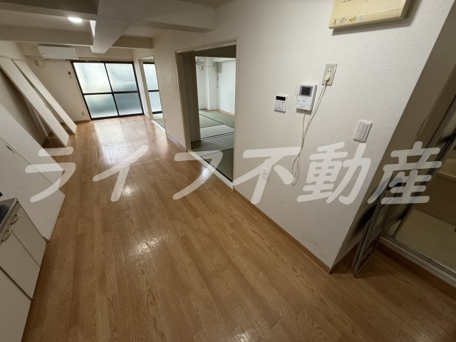 メゾン大和枚岡の洋室|スタンダードな洋室です