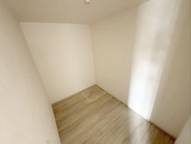 糟屋郡粕屋町仲原　新築戸建　1・2号棟の収納|【1階】家族の荷物を収納できるウォークインクローゼットがあります！