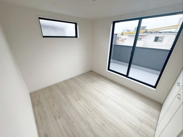 糟屋郡粕屋町仲原　新築戸建　1・2号棟の洋室|【3階】5.8帖の洋室です！