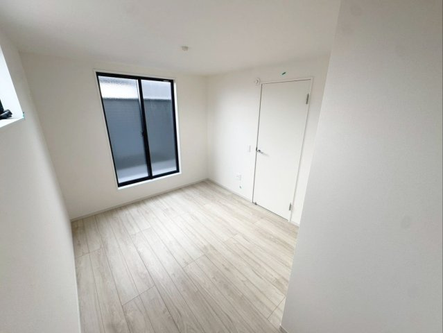 糟屋郡粕屋町仲原　新築戸建　1・2号棟の洋室|【3階】5.4帖の洋室です！