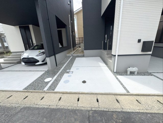 糟屋郡粕屋町仲原　新築戸建　1・2号棟の駐車場|軽自動車駐車可能です！